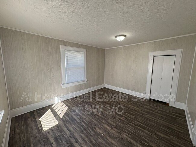 Building Photo - 1414 S Campbell Ave