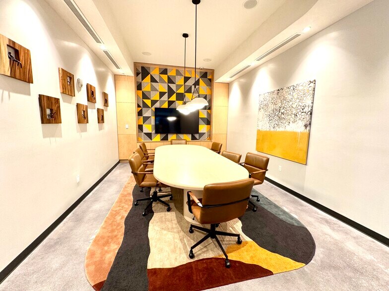 Building Photo - 1940 NW 2nd Ct