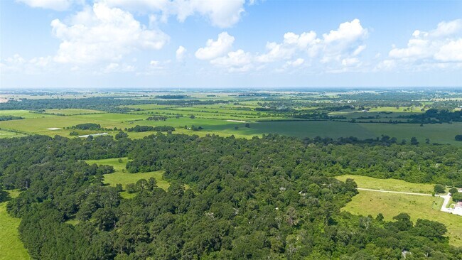 Building Photo - 30525 Hegar Rd