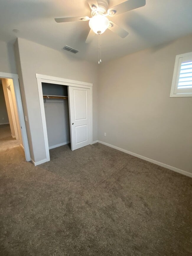 Building Photo - 3–4 Bedroom Solar Home in Rocklin – Office + Loft | Available Now