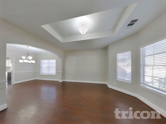 Building Photo - 21207 Woodland Green Dr