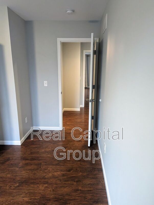 Building Photo - 753 Seneca Creek Rd