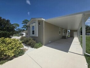 Building Photo - 53 Fall Dr