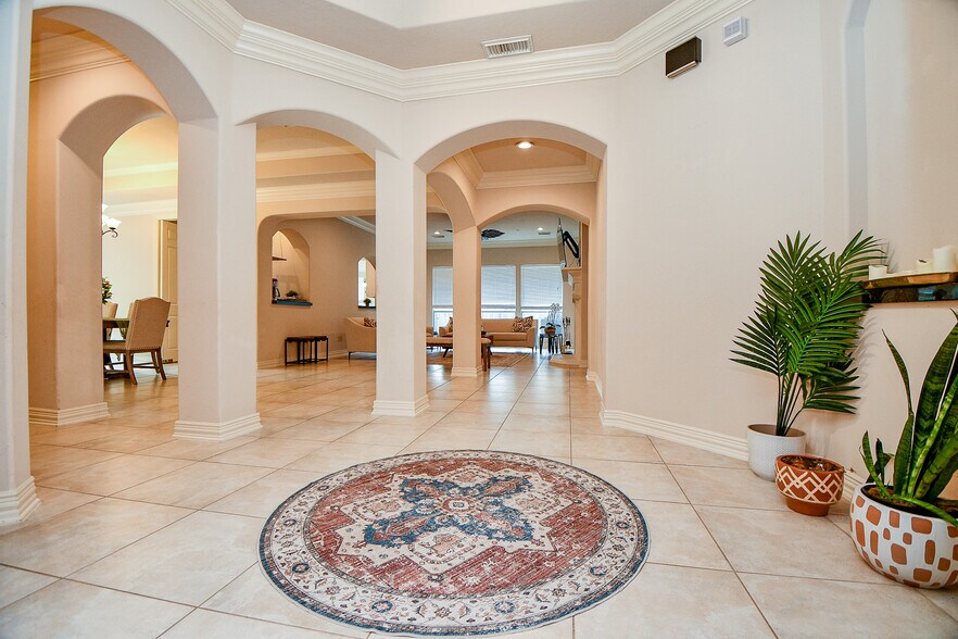 Building Photo - 14206 Jade Cove Dr