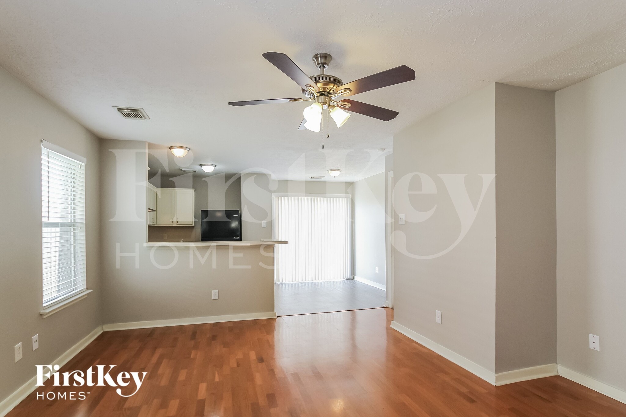 Building Photo - 916 Wilaby Ln