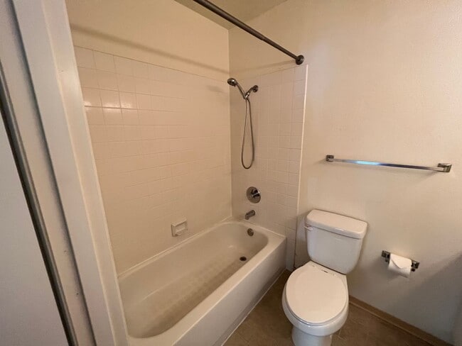 Building Photo - Gardens at Launani (Mililani Tech Park) - A/C, ground floor, 2 bed, 2 bath, 2 parking