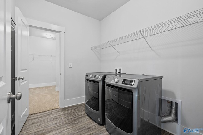 Building Photo - 6073 Thorntons Way Cir NW