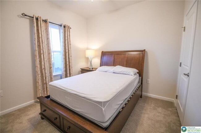 Building Photo - 2396 Cook Dr