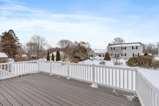 Building Photo - 20 Lovell St