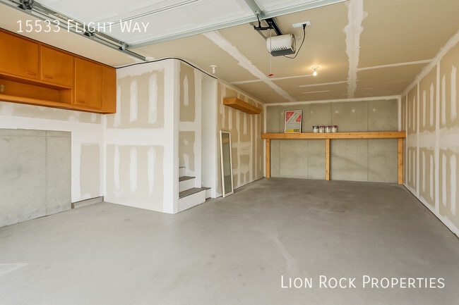 Building Photo - 15533 Flight Way