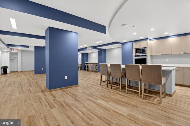 Building Photo - 1808 Old Meadow Rd