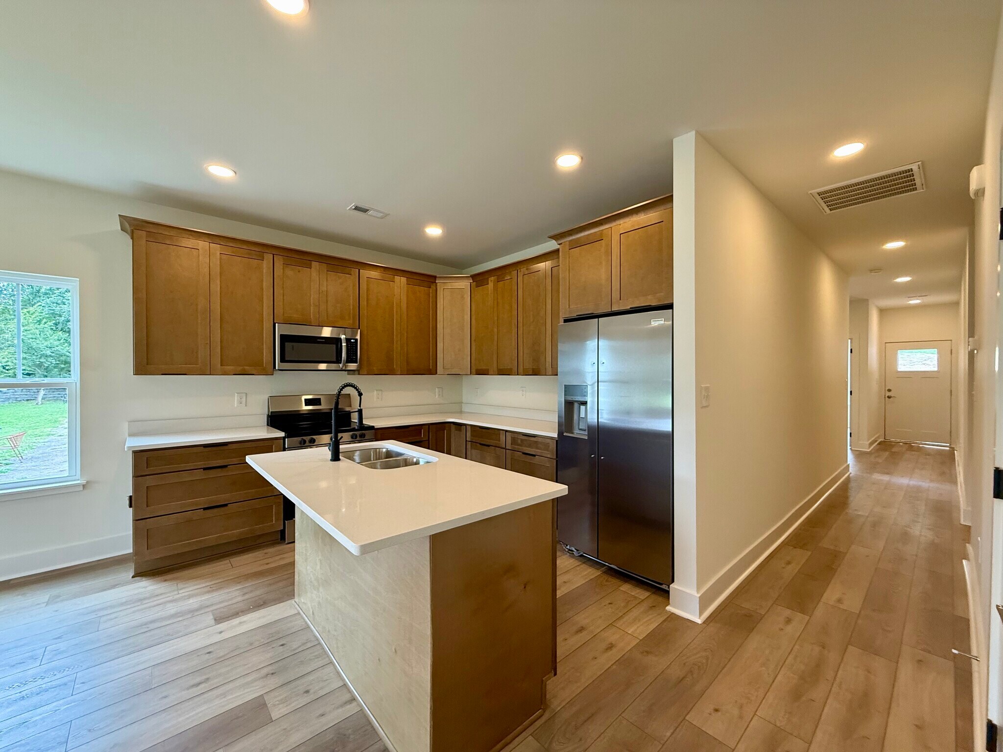 Building Photo - 7413 Westridge Dr