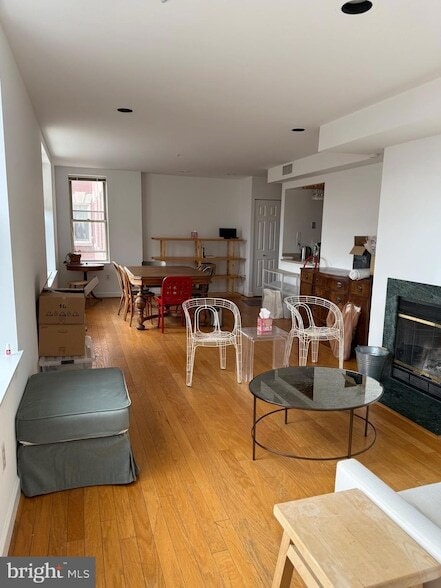 Building Photo - 1801 Calvert St NW