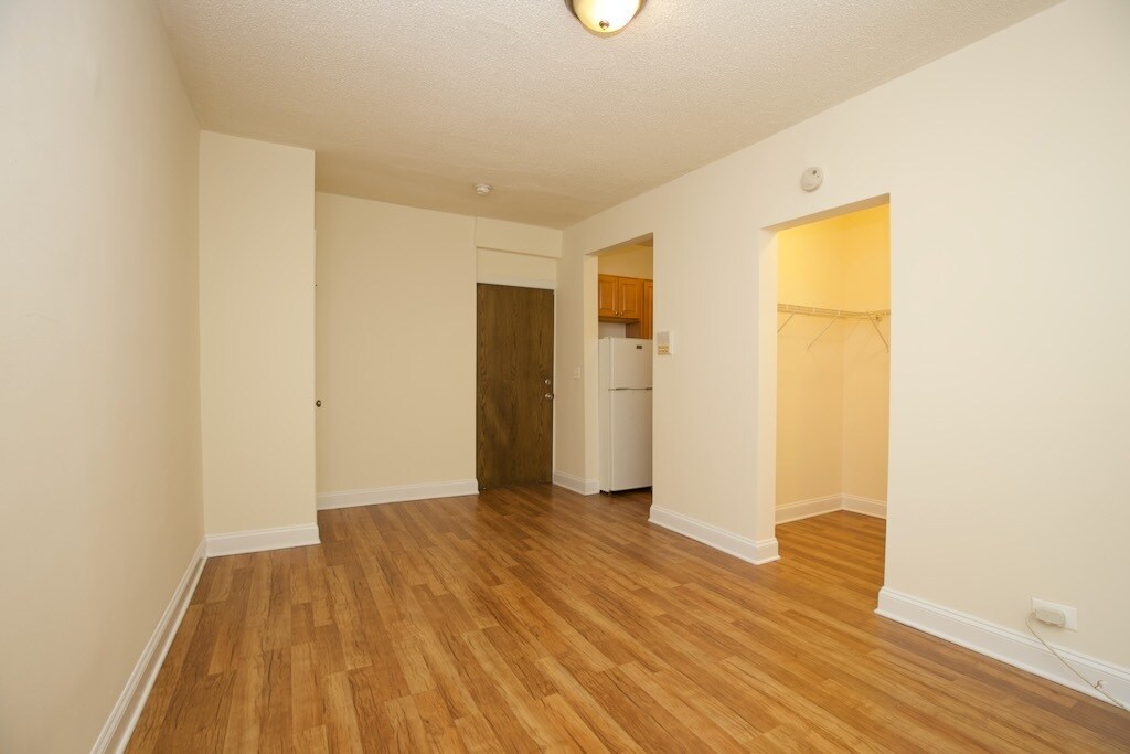 Building Photo - 1742 N Humboldt Blvd