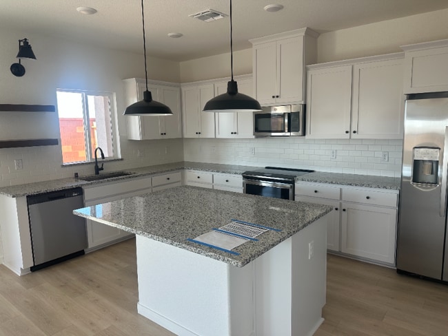 Building Photo - 12320 Verdin Cir