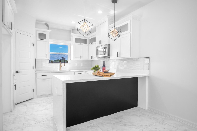 Building Photo - 2701 Harmony St