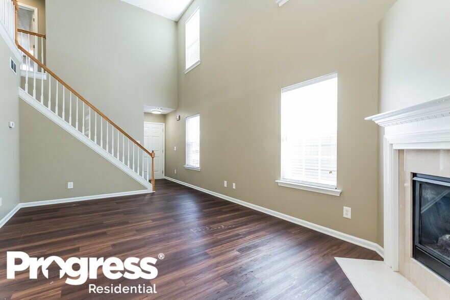 Building Photo - 217 Osmanthus Way