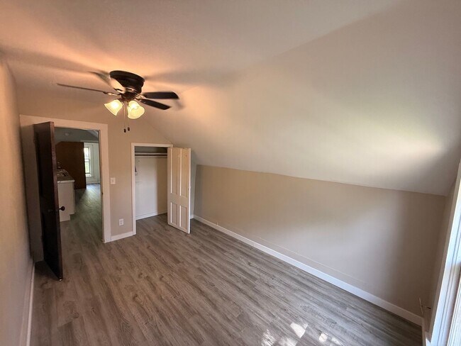 Building Photo - Two Bedroom Upper Duplex