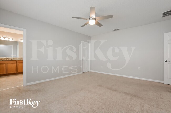 Building Photo - 606 Black Eagle Dr