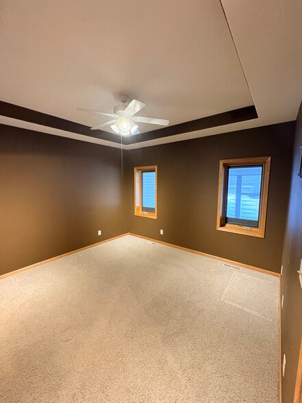 Building Photo - 924 Elmridge Dr