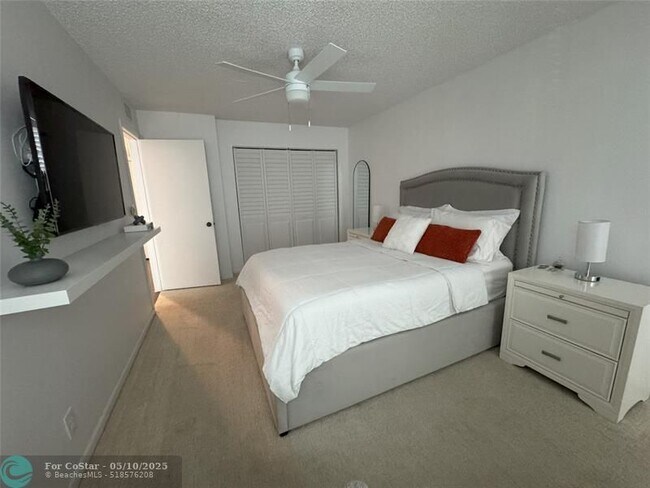 Building Photo - 5514 Courtyard Dr