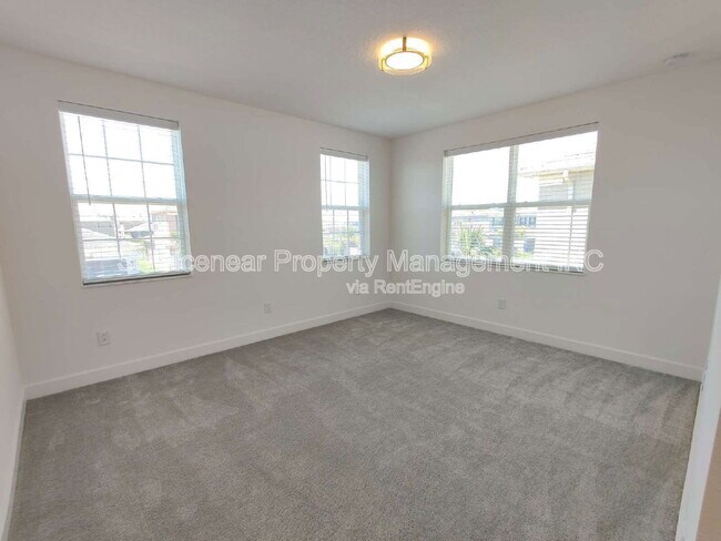 Building Photo - 32792 Tree of Life Ave