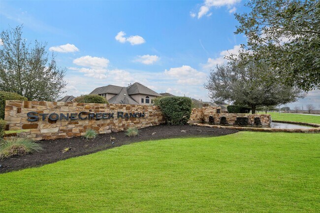 Building Photo - 16015 Jaime Knoll Ln