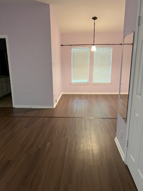 Building Photo - 491 Pine Canyon Dr