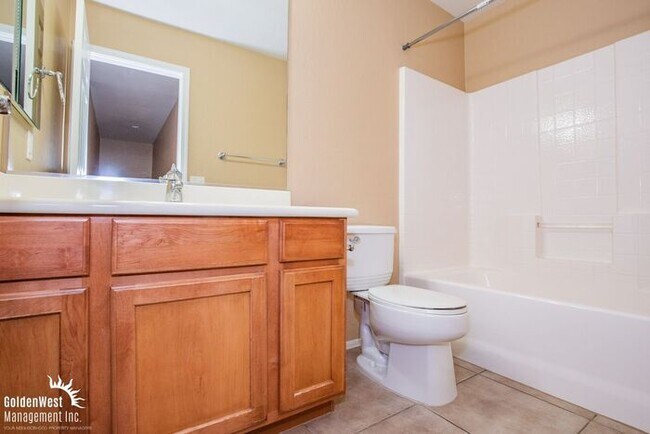 Building Photo - Exceptional Two Story 3Bdm 2.5Ba Home in Beautiful Providence.