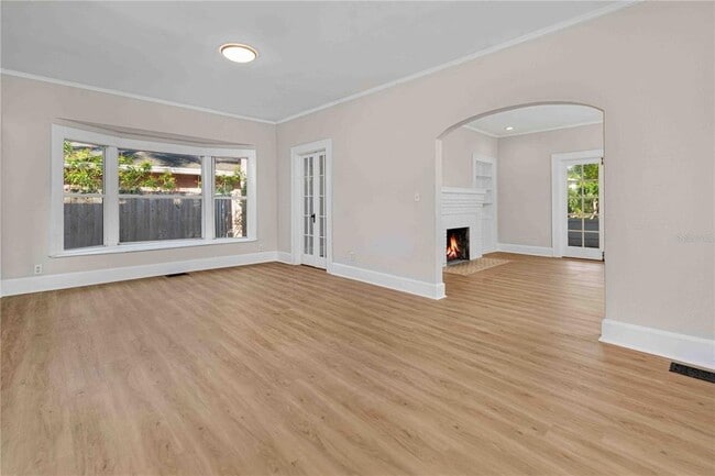 Building Photo - 2302 12th St N