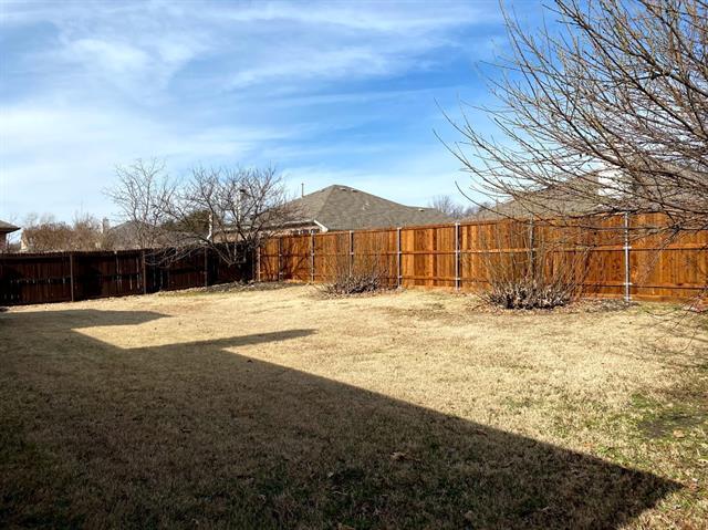 Building Photo - 15674 Wrangler Dr