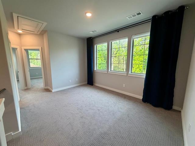 Building Photo - 1300 Ethan Dr