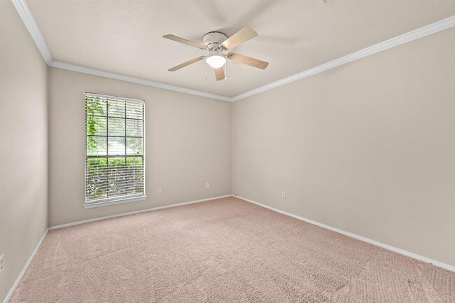 Building Photo - 6511 Lancret Hill Dr