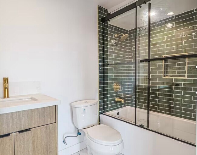 Building Photo - 6222 Banner Ave