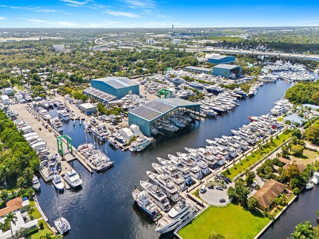 Building Photo - 1317 Tangelo Isle