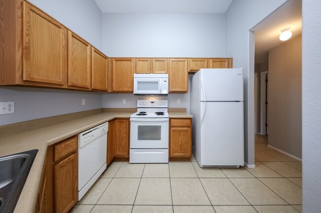 Building Photo - 6807 W Quailwood Way