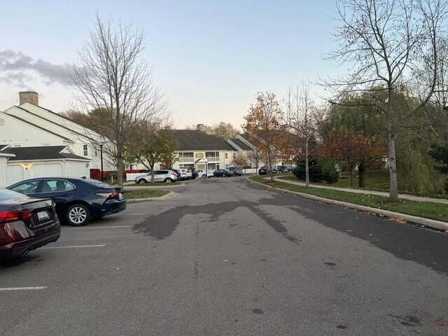 Building Photo - 2652 S Knightsbridge Cir