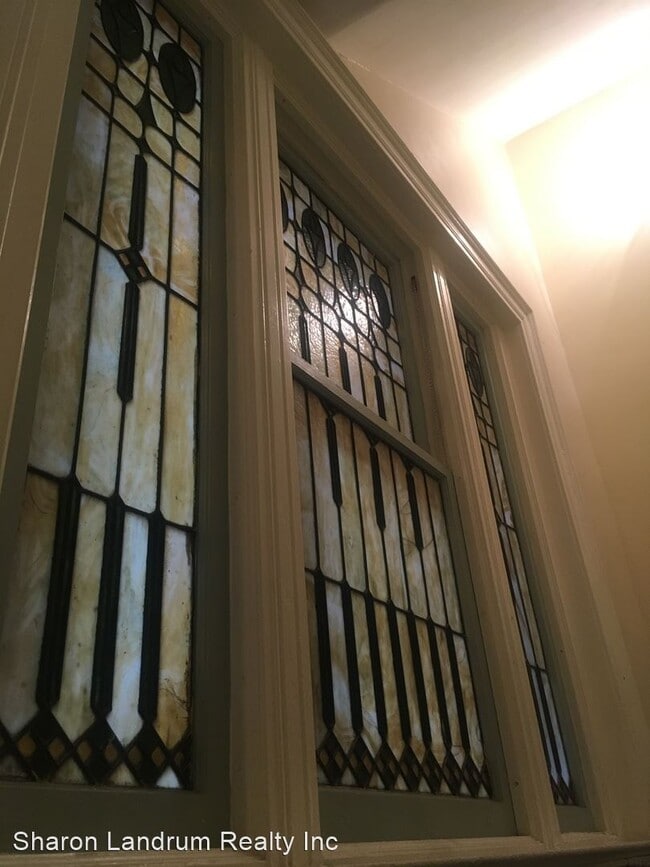 Building Photo - 1407 S 3rd St