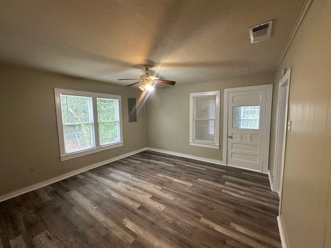 Building Photo - 3637 S Lone Star Pkwy