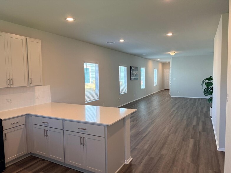 Building Photo - 13312 Underbank Rd