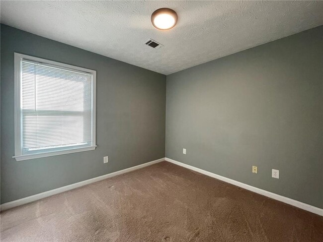 Building Photo - 3076 Mill Falls Ct