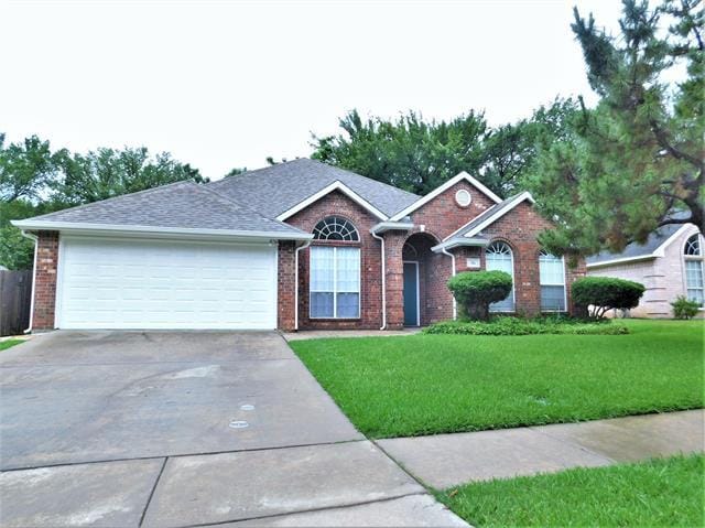 Building Photo - 516 Chateau Ct