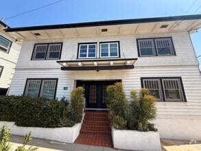 Building Photo - 2BR Home in Prime Bankers Hill Location!