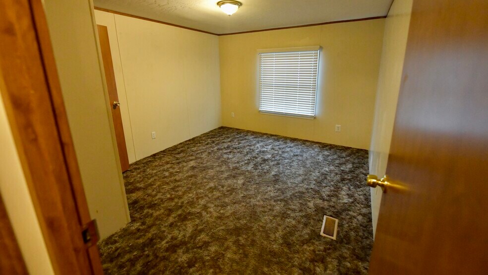 Bedroom - 21 Bingham St