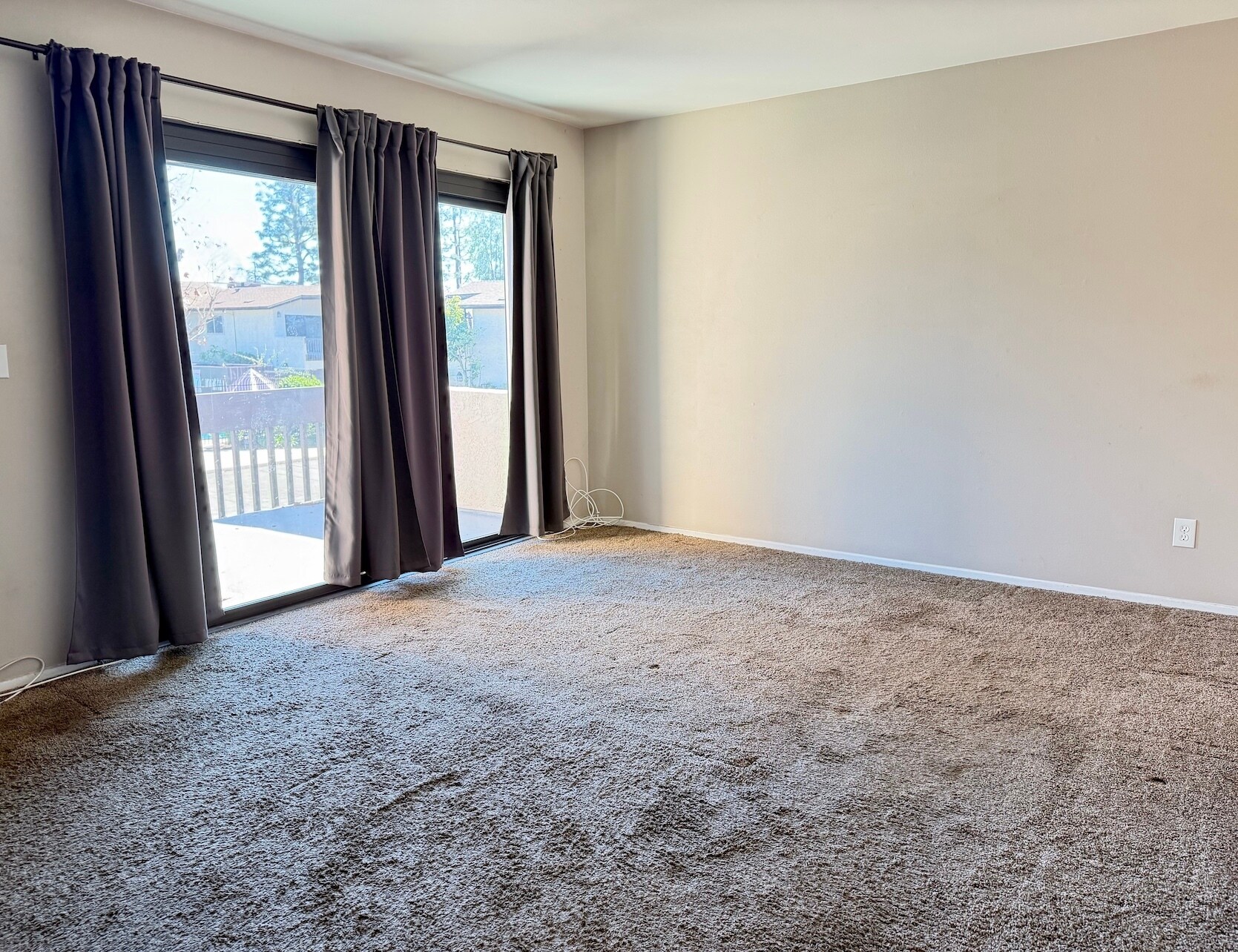 Building Photo - 6716 Clybourn Ave