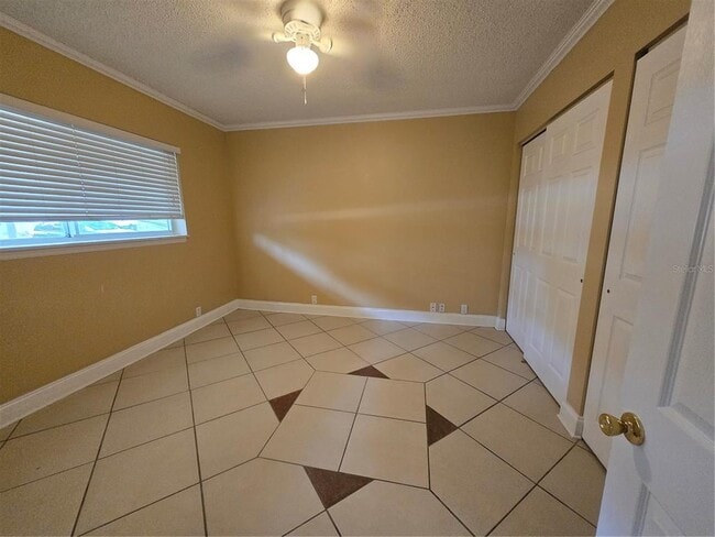 Building Photo - 1630 Summerdale Dr