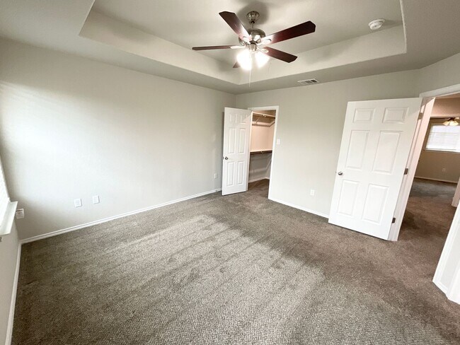Building Photo - Luxury 2-story | 3-bedroom | 2.5-bath  dup...