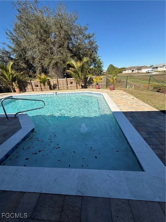 Building Photo - 3800 10th St W