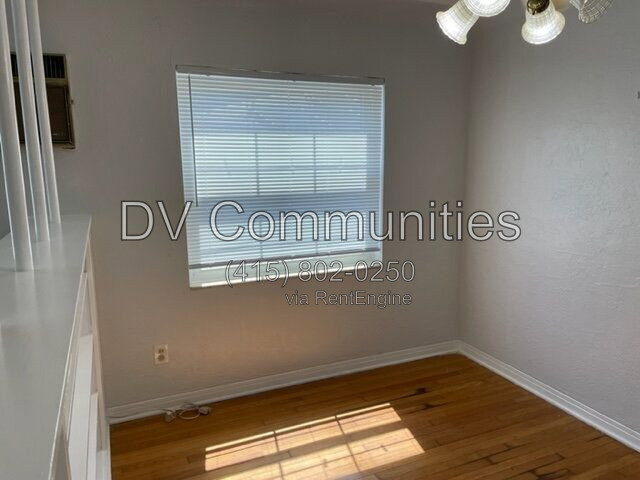 Building Photo - 888 14th Ave S