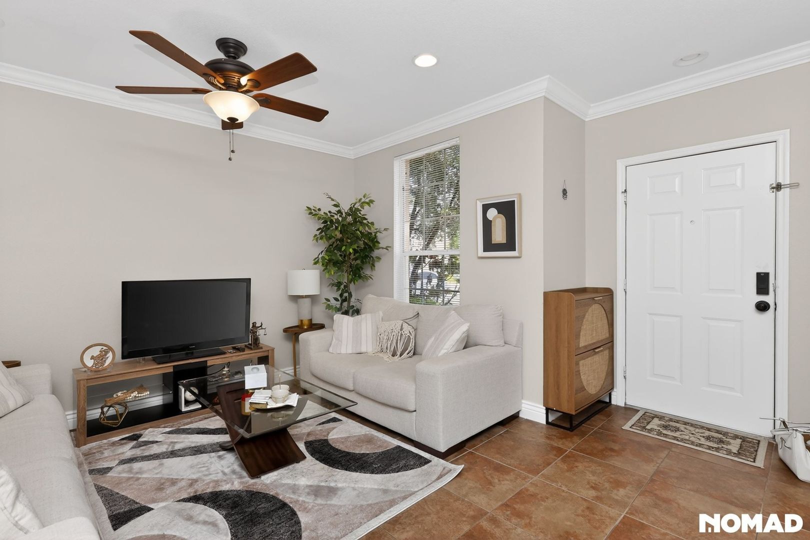 Building Photo - 1417 Lyonshire Dr